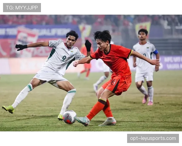 韩国男足在亚洲杯赛事中展现出阵容磨合初具成效，战术体系较为完整